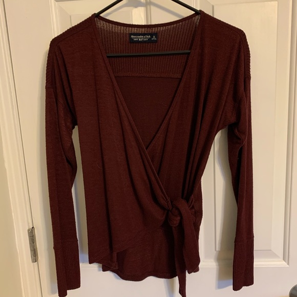 Abercrombie Wrap Sweater - Picture 4 of 5